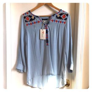 Super cute blue Rayon boho style top size Sm